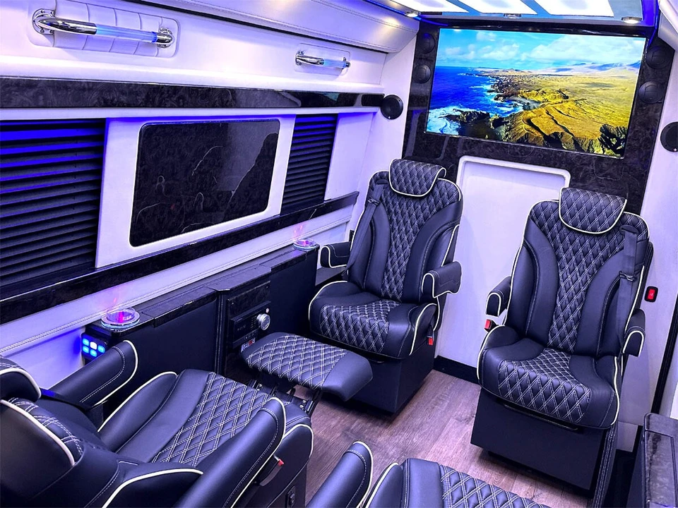 2020 Mercedes-Benz VS30 Sprinter - Image 2 of 21