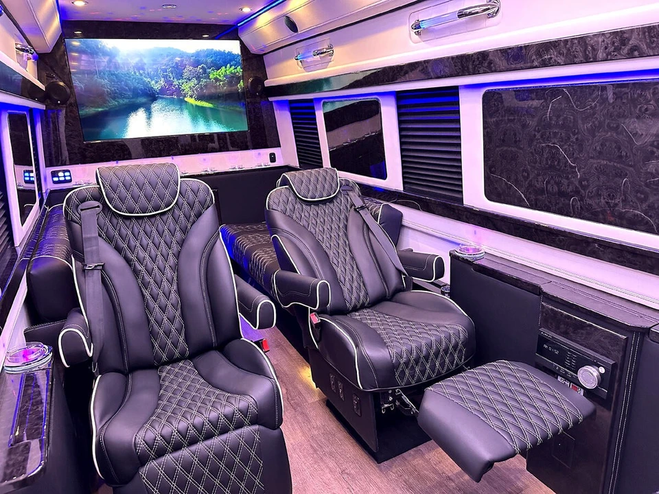 2020 Mercedes-Benz VS30 Sprinter - Image 6 of 12