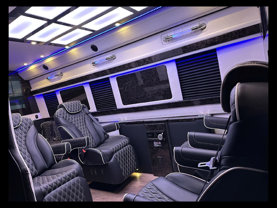 2020 Mercedes-Benz VS30 Sprinter - Image 3 of 21