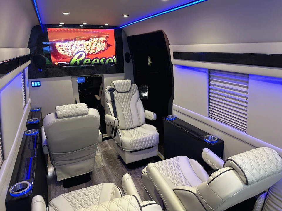 2020 Mercedes-Benz VS30 Sprinter - Image 9 of 31