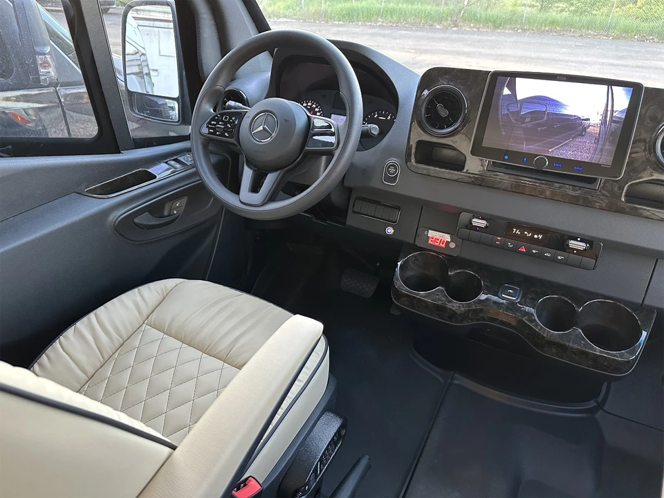 2020 Mercedes-Benz VS30 Sprinter - Image 18 of 21