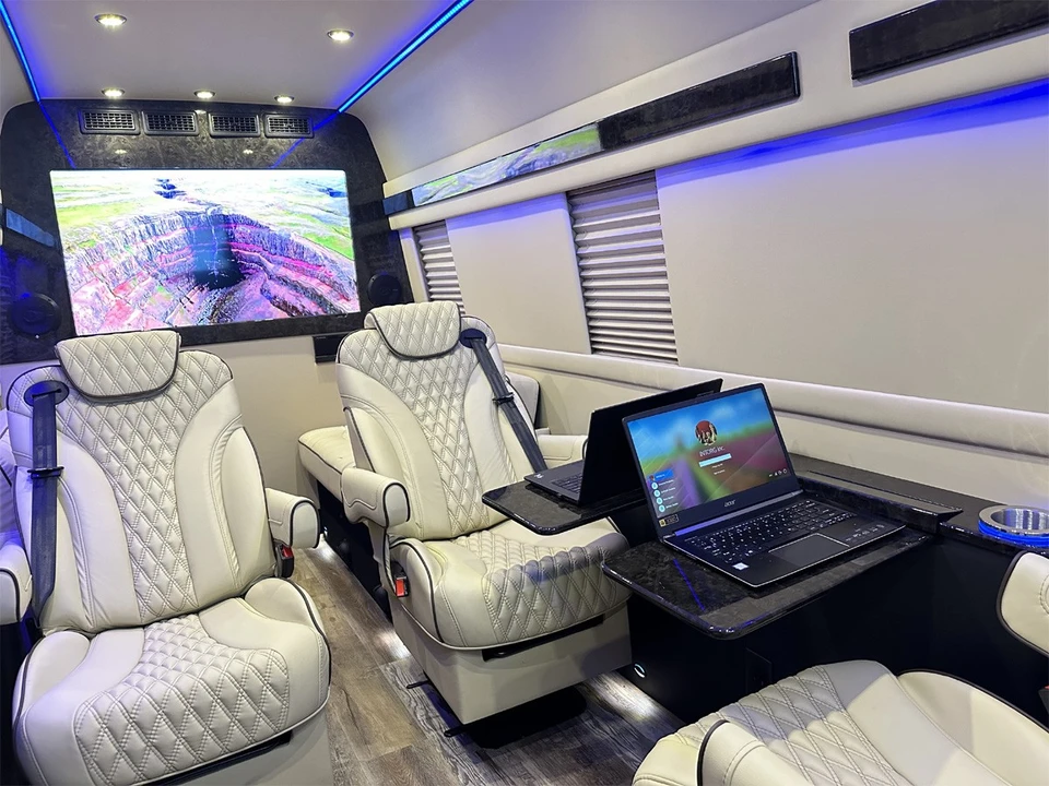 2020 Mercedes-Benz VS30 Sprinter - Image 11 of 31