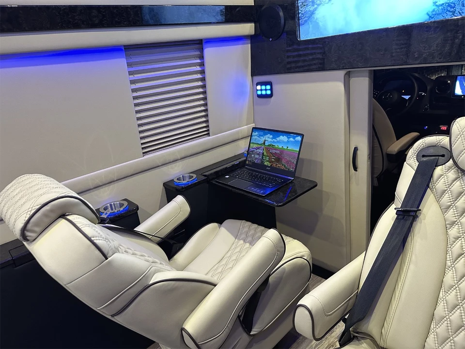 2020 Mercedes-Benz VS30 Sprinter - Image 26 of 31