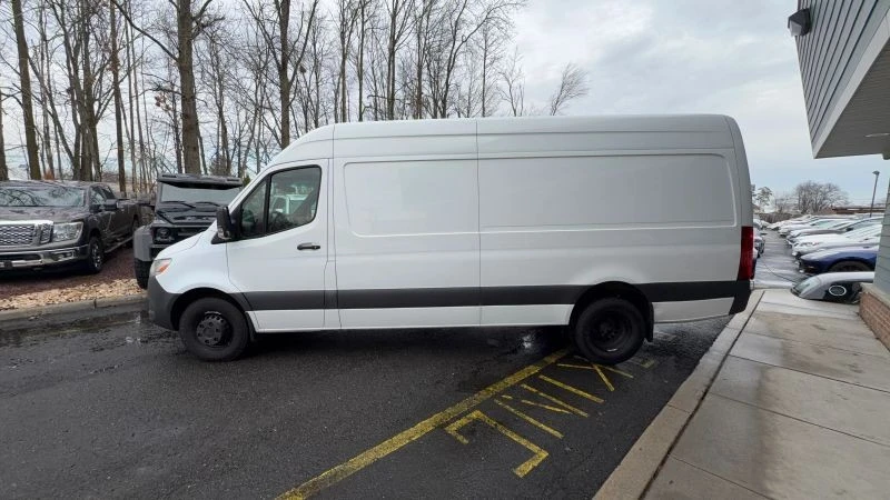 2020 Mercedes-Benz VS30 Sprinter - Image 8 of 12