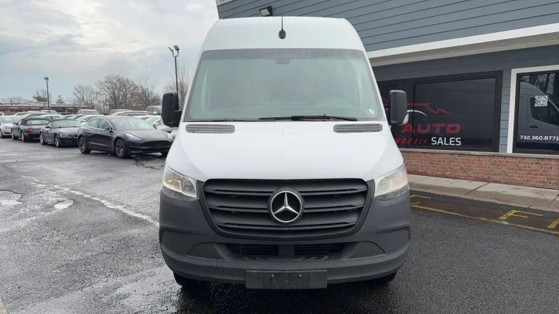 2020 Mercedes-Benz VS30 Sprinter - Image 2 of 12