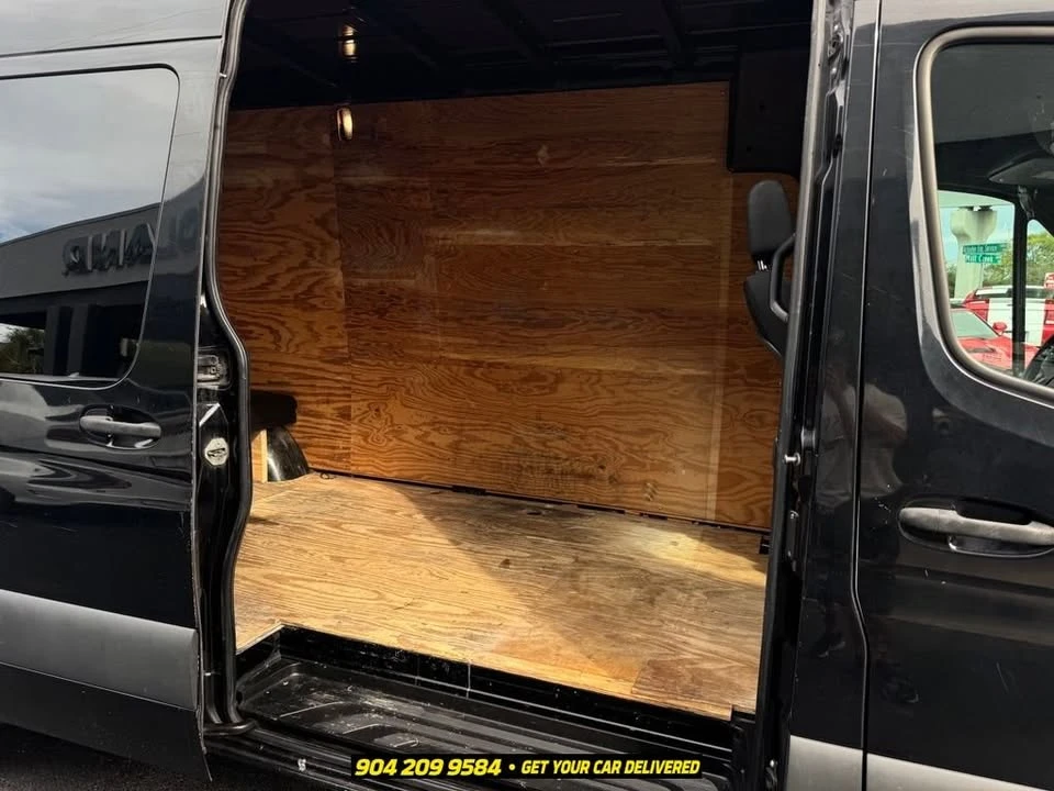 2020 Mercedes-Benz VS30 Sprinter - Image 19 of 20