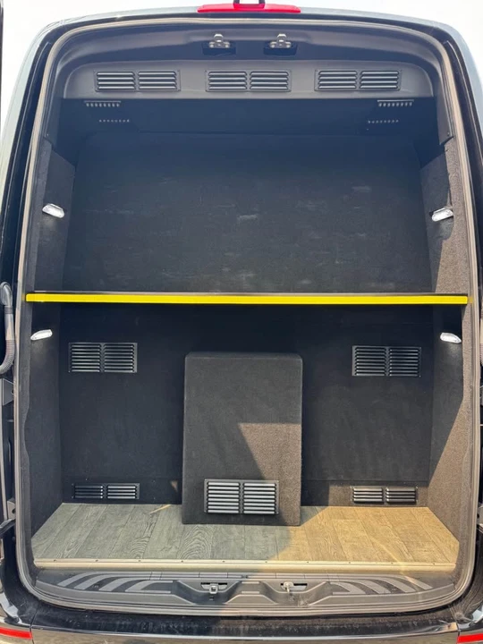 2020 Mercedes-Benz VS30 Sprinter - Image 9 of 10