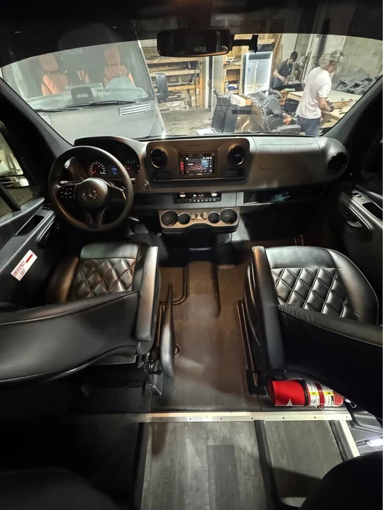 2020 Mercedes-Benz VS30 Sprinter - Image 7 of 10