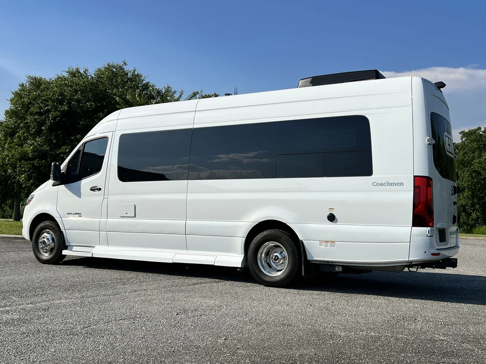 2020 Mercedes-Benz VS30 Sprinter - Image 4 of 31