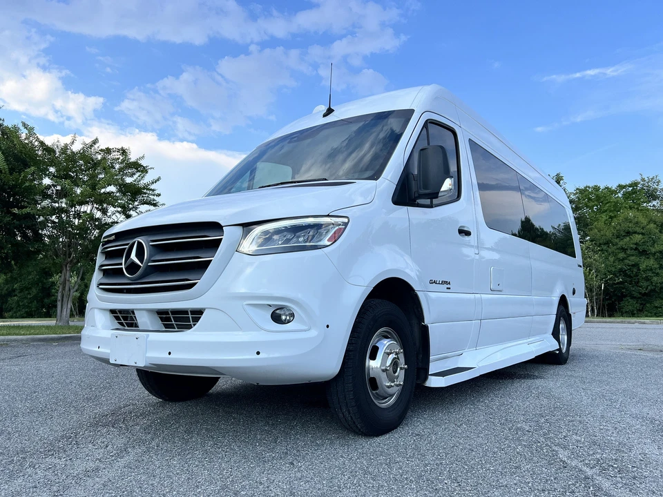 2020 Mercedes-Benz VS30 Sprinter - Image 10 of 31