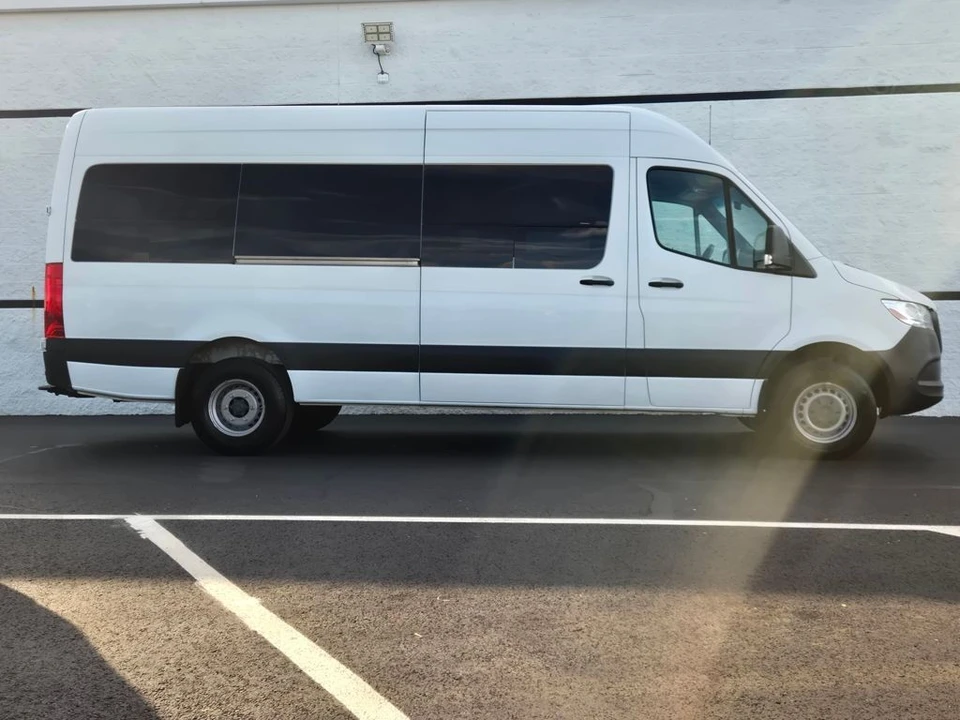 2020 Mercedes-Benz VS30 Sprinter - Image 7 of 21