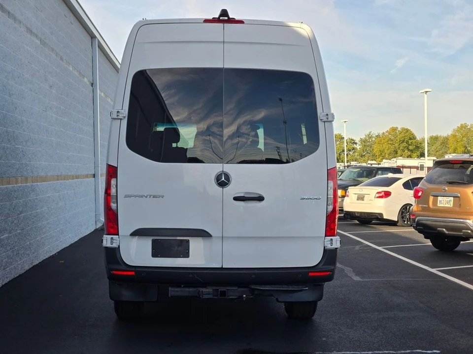 2020 Mercedes-Benz VS30 Sprinter - Image 9 of 21