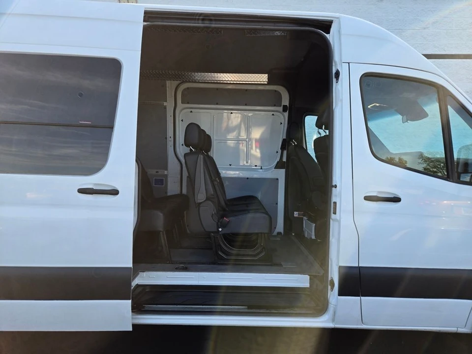 2020 Mercedes-Benz VS30 Sprinter - Image 13 of 21