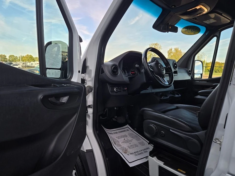 2020 Mercedes-Benz VS30 Sprinter - Image 16 of 21