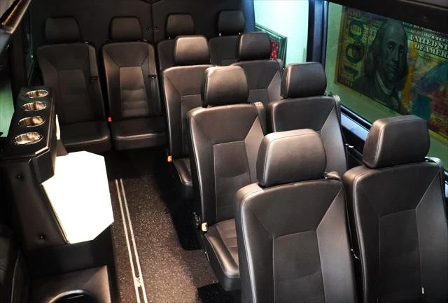 2020 Mercedes-Benz VS30 Sprinter - Image 15 of 31
