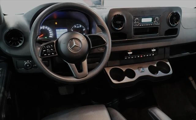 2020 Mercedes-Benz VS30 Sprinter - Image 25 of 31
