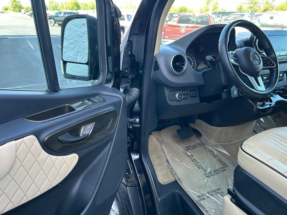 2020 Mercedes-Benz VS30 Sprinter - Image 19 of 21