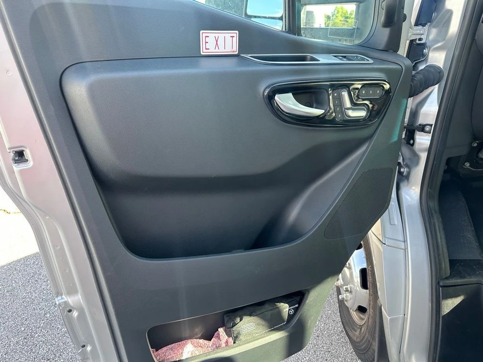 2020 Mercedes-Benz VS30 Sprinter - Image 6 of 18