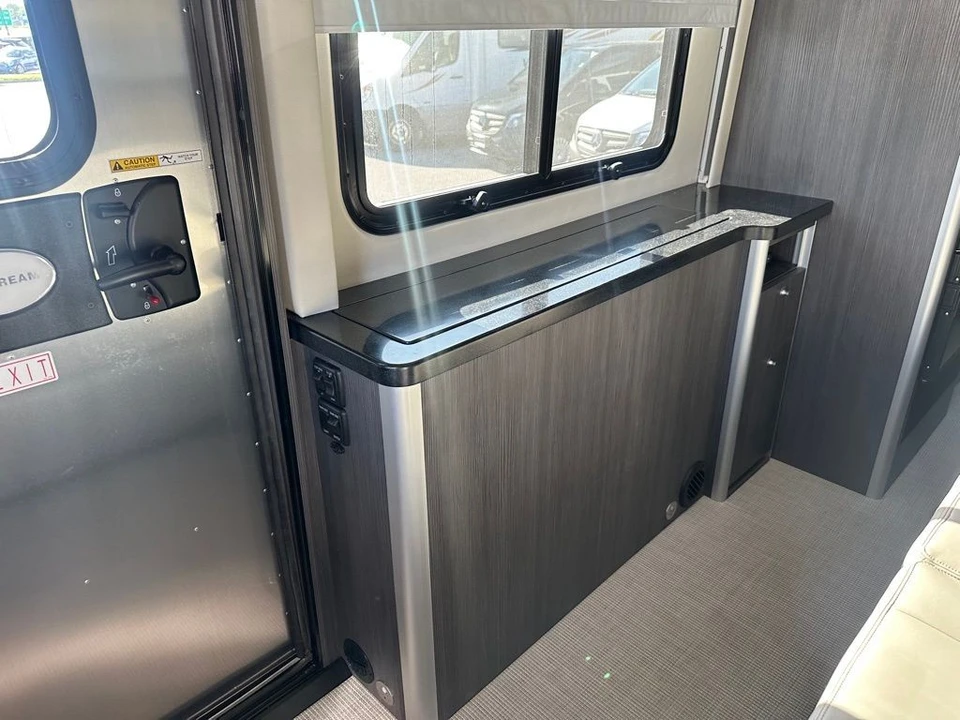 2020 Mercedes-Benz VS30 Sprinter - Image 16 of 18