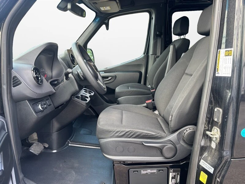 2020 Mercedes-Benz VS30 Sprinter - Image 9 of 15