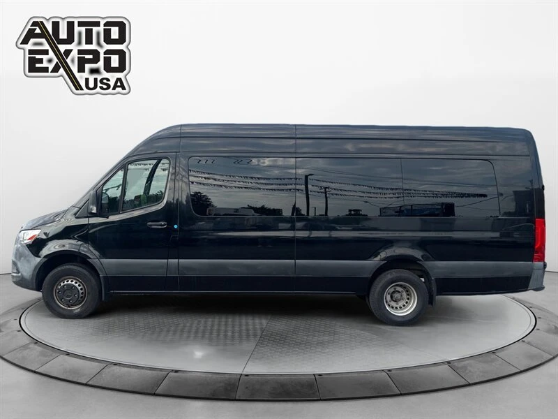2020 Mercedes-Benz VS30 Sprinter - Image 2 of 15