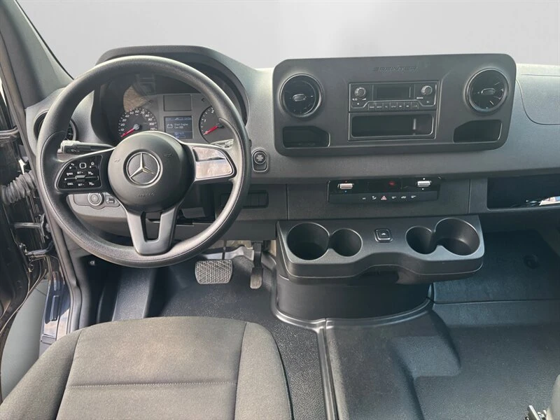 2020 Mercedes-Benz VS30 Sprinter - Image 10 of 15