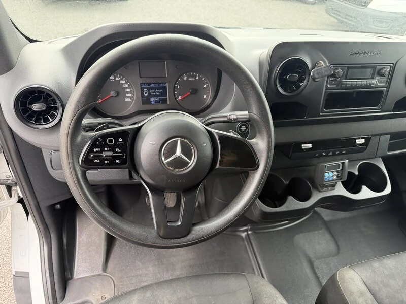 2020 Mercedes-Benz VS30 Sprinter - Image 11 of 20