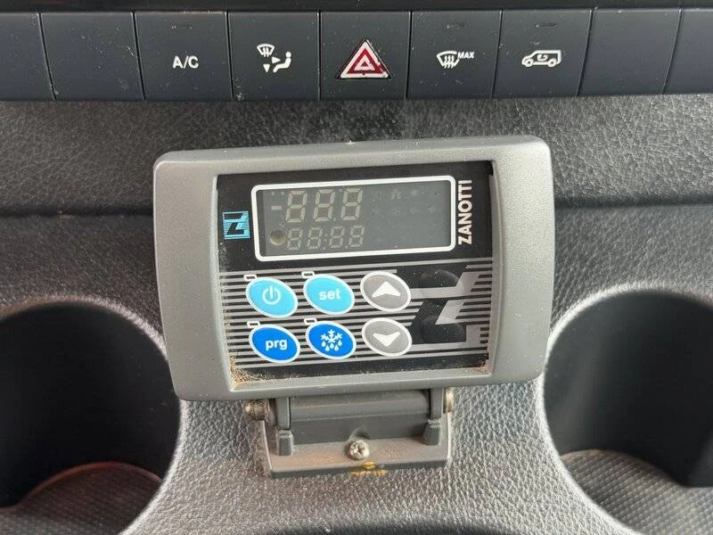 2020 Mercedes-Benz VS30 Sprinter - Image 12 of 20