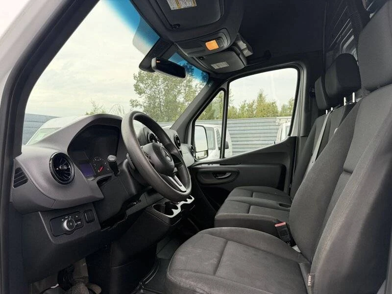 2020 Mercedes-Benz VS30 Sprinter - Image 9 of 20