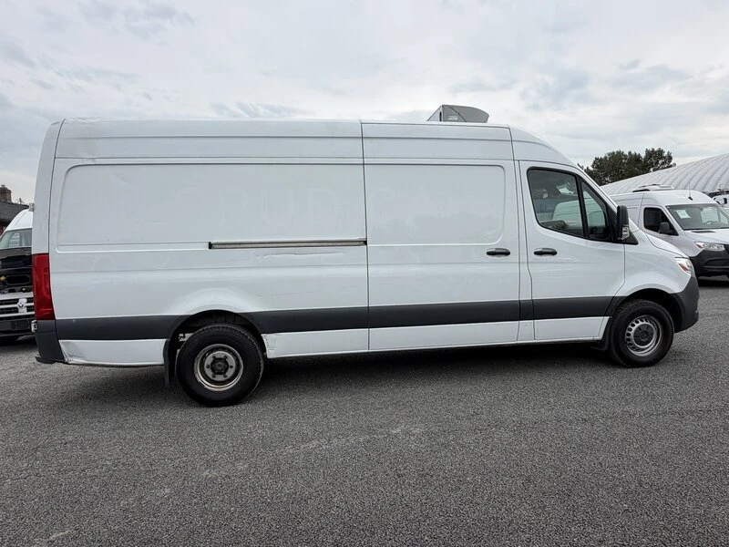 2020 Mercedes-Benz VS30 Sprinter - Image 2 of 20