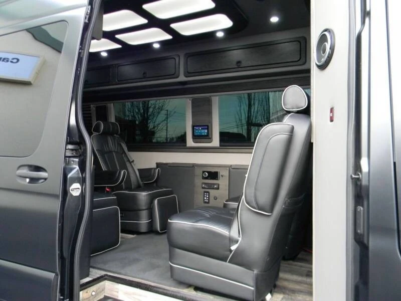 2020 Mercedes-Benz VS30 Sprinter - Image 17 of 21