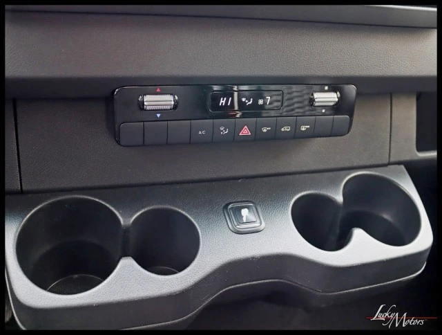 2020 Mercedes-Benz VS30 Sprinter - Image 19 of 21