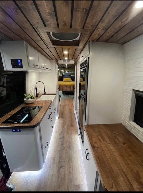 2020 Mercedes-Benz VS30 Sprinter - Image 5 of 20