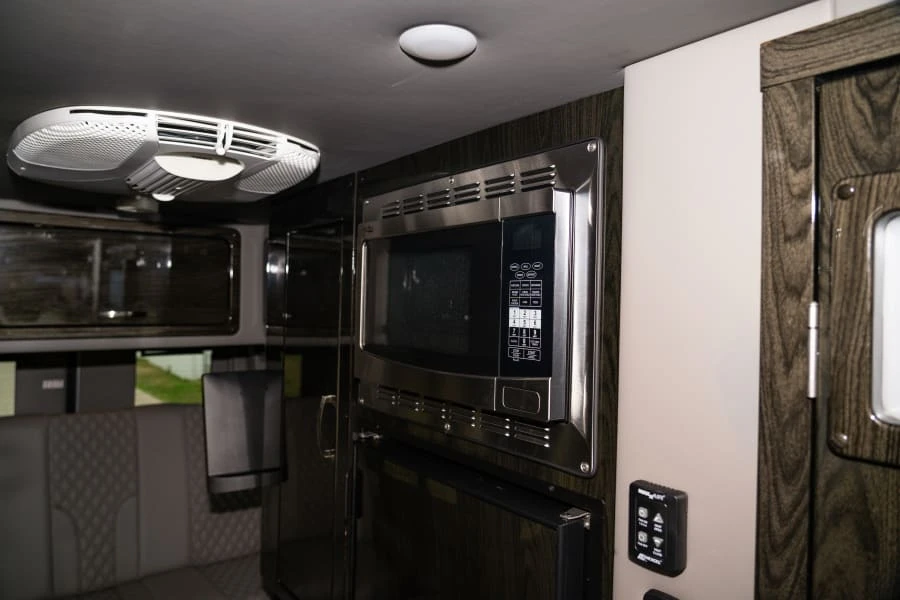 2020 Mercedes-Benz VS30 Sprinter - Image 31 of 31