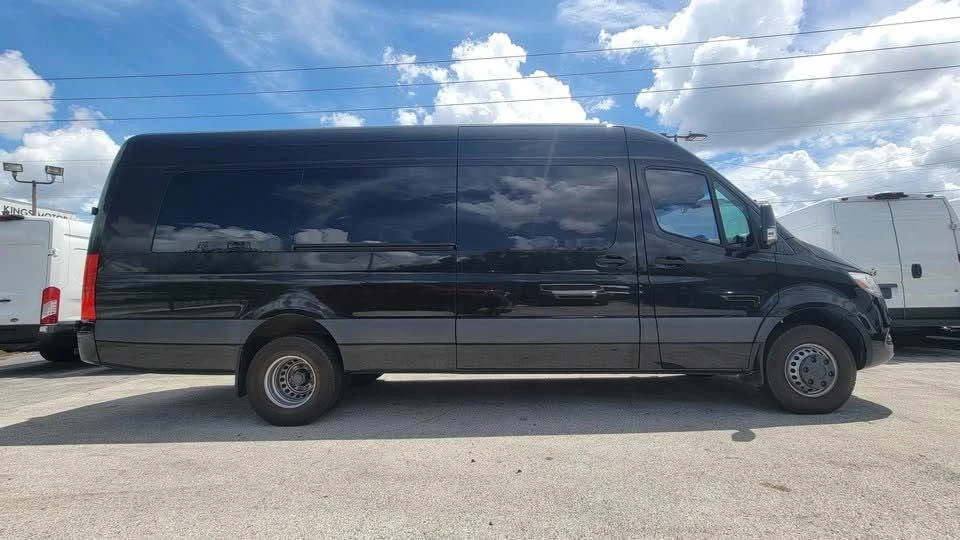 2020 Mercedes-Benz VS30 Sprinter - Image 9 of 12