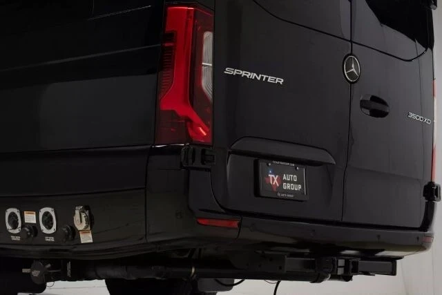 2020 Mercedes-Benz VS30 Sprinter - Image 17 of 21