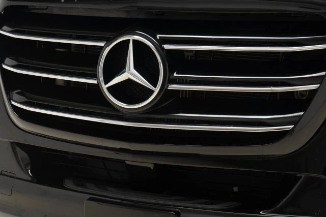 2020 Mercedes-Benz VS30 Sprinter - Image 11 of 12