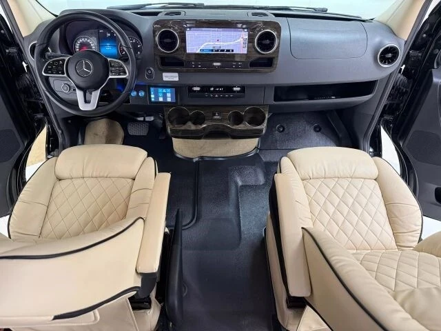 2020 Mercedes-Benz VS30 Sprinter - Image 2 of 21