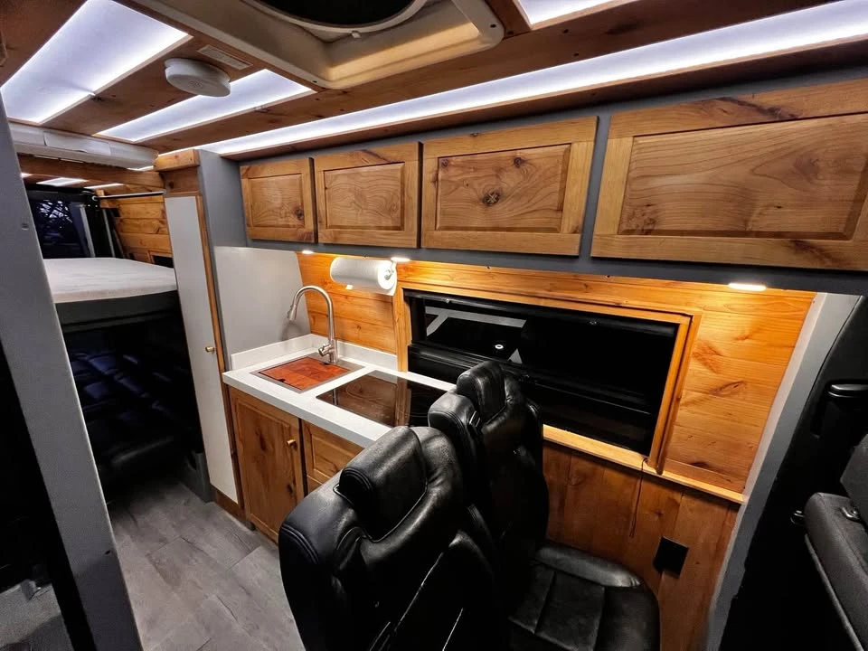2020 Mercedes-Benz VS30 Sprinter - Image 12 of 17
