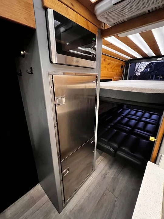 2020 Mercedes-Benz VS30 Sprinter - Image 15 of 17