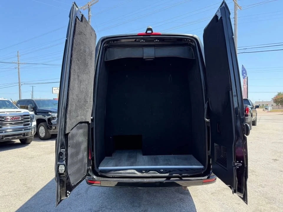 2020 Mercedes-Benz VS30 Sprinter - Image 7 of 20