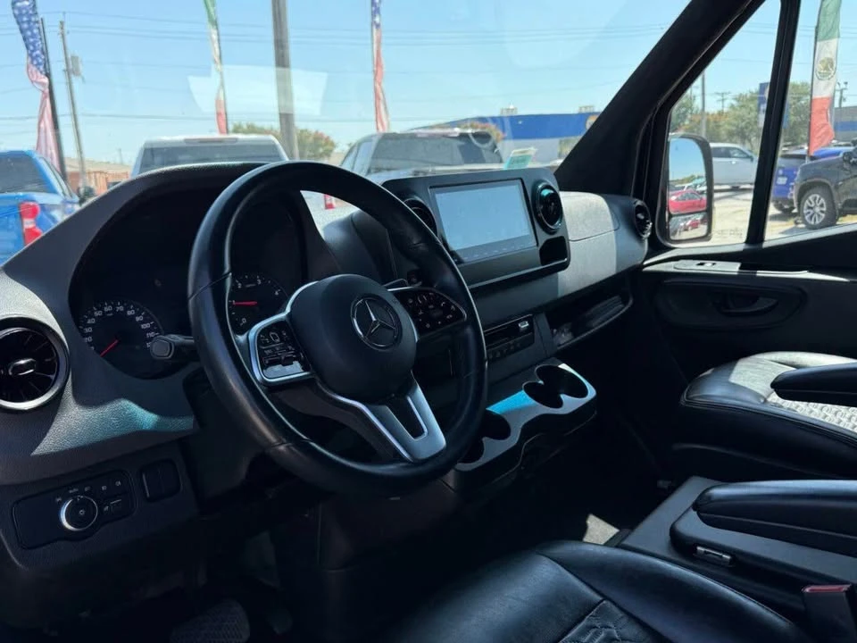 2020 Mercedes-Benz VS30 Sprinter - Image 15 of 20
