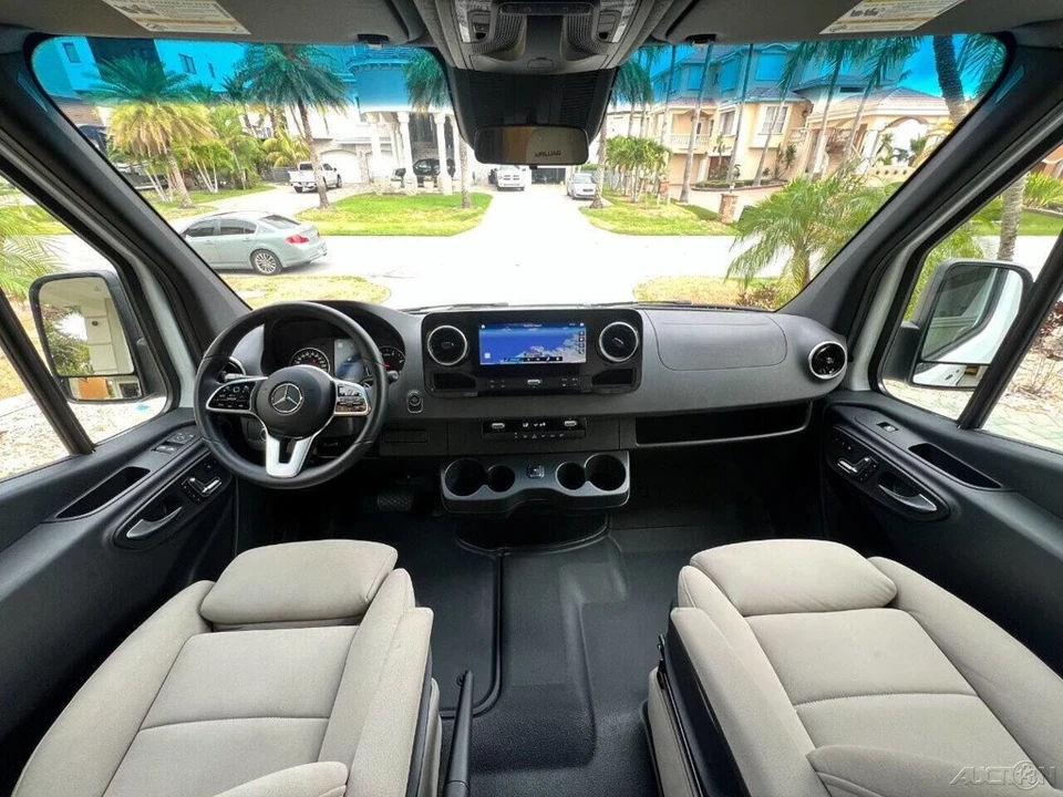 2020 Mercedes-Benz VS30 Sprinter - Image 7 of 21