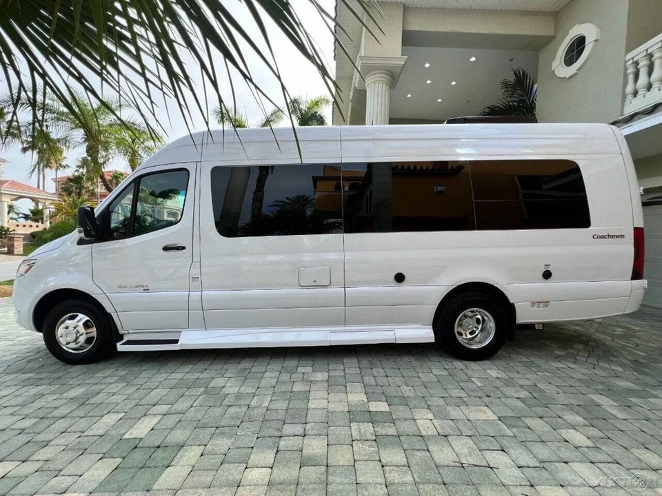 2020 Mercedes-Benz VS30 Sprinter - Image 18 of 21