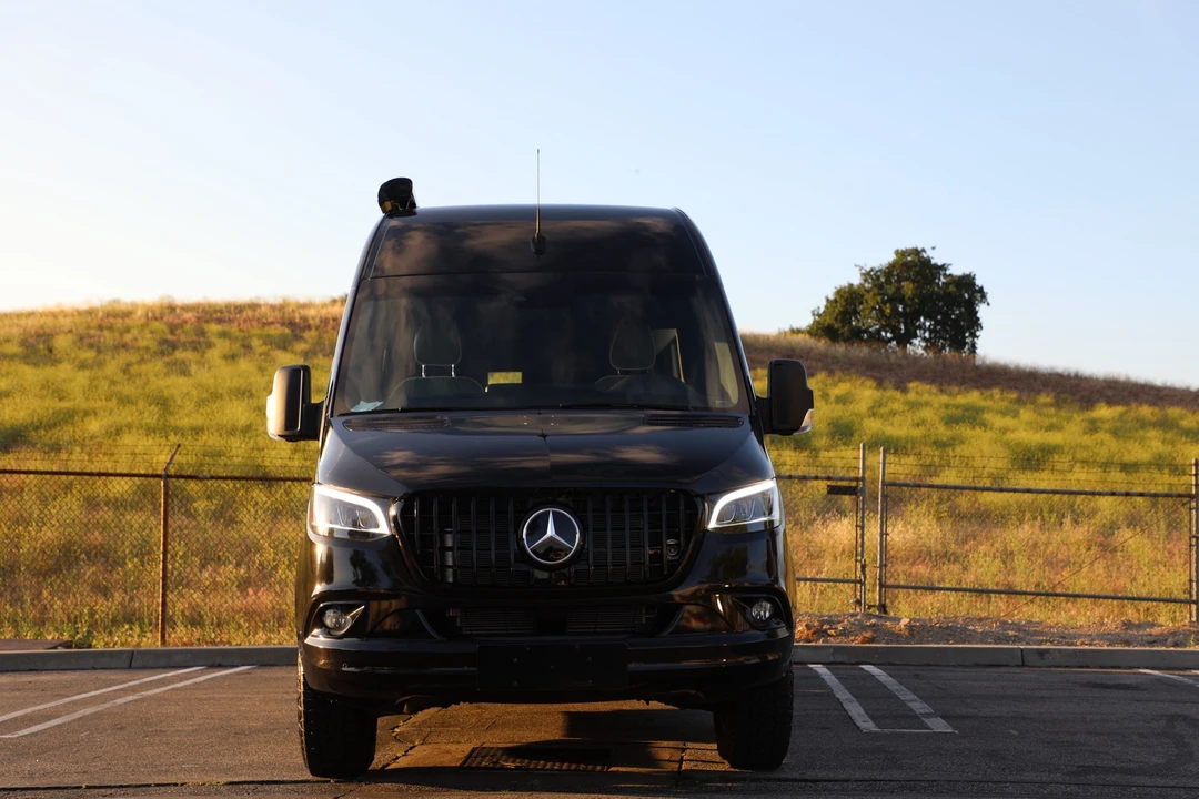 2020 Mercedes-Benz VS30 Sprinter - Image 2 of 31