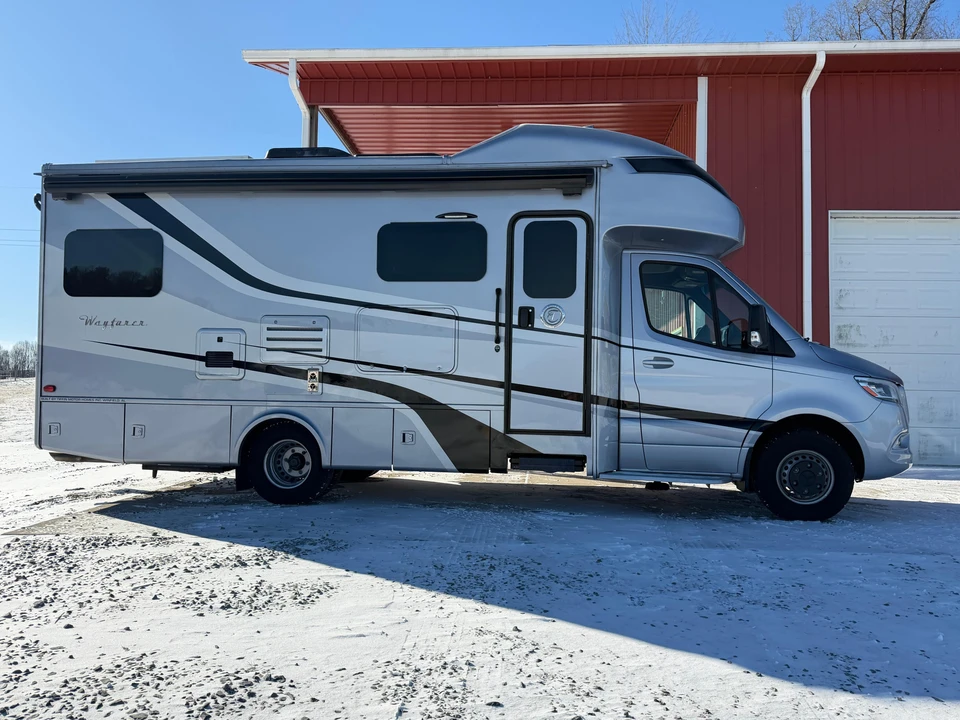 2020 Mercedes-Benz VS30 Sprinter - Image 12 of 31