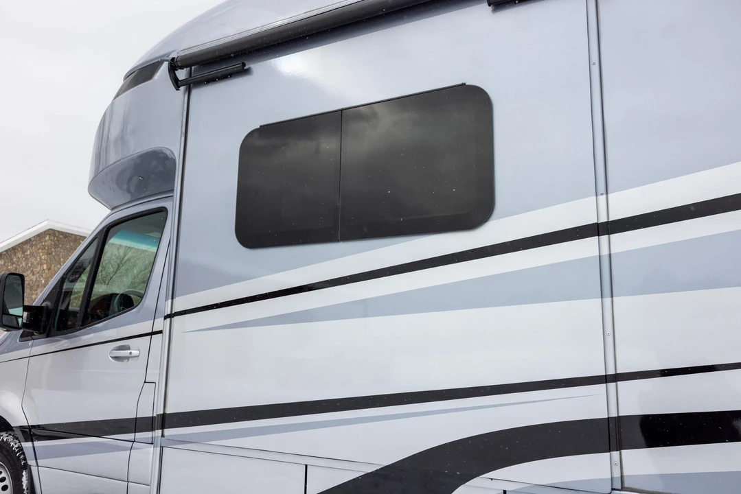 2020 Mercedes-Benz VS30 Sprinter - Image 18 of 31