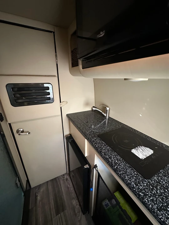 2020 Mercedes-Benz VS30 Sprinter - Image 29 of 31