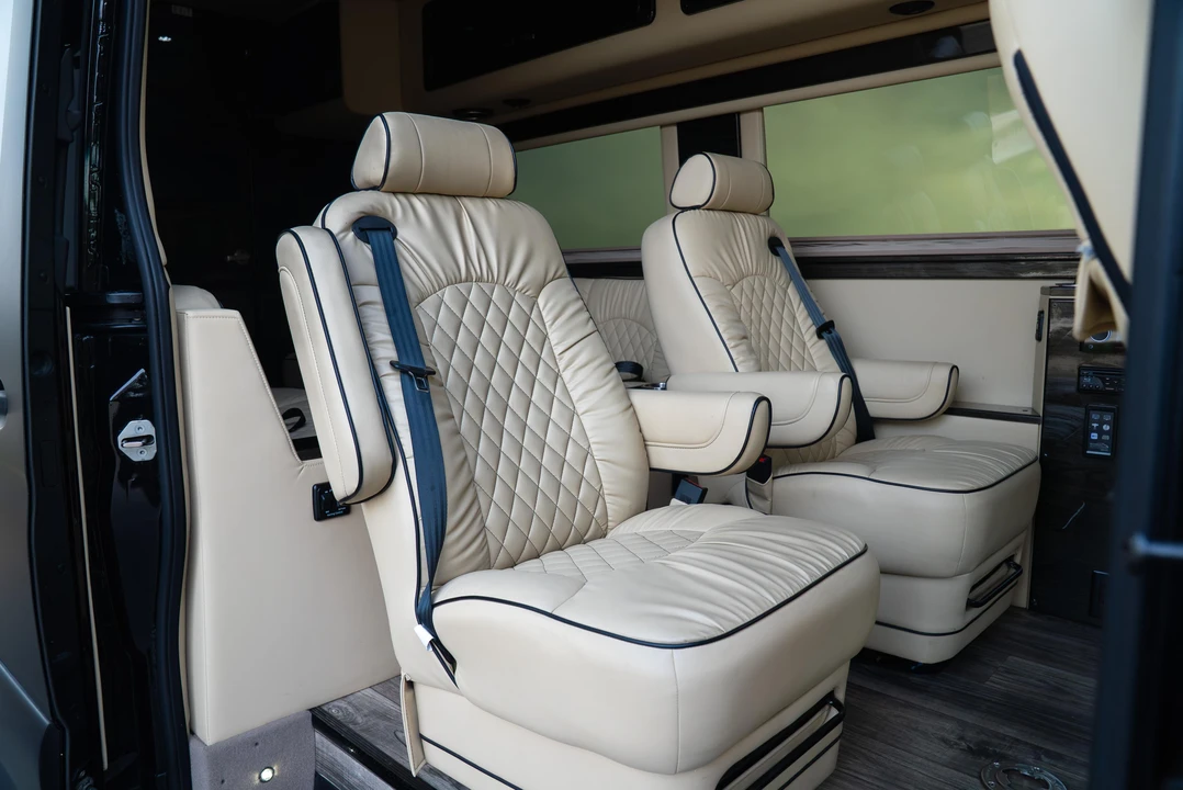 2020 Mercedes-Benz VS30 Sprinter - Image 18 of 31