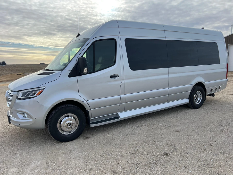 2020 Mercedes-Benz VS30 Sprinter - Image 12 of 31